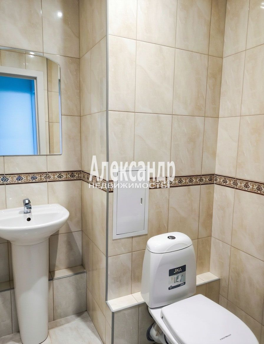 1-комнатная квартира (38м2) на продажу по адресу Санкт-Петербург, улица Руднева, 18— фото 4 из 9
