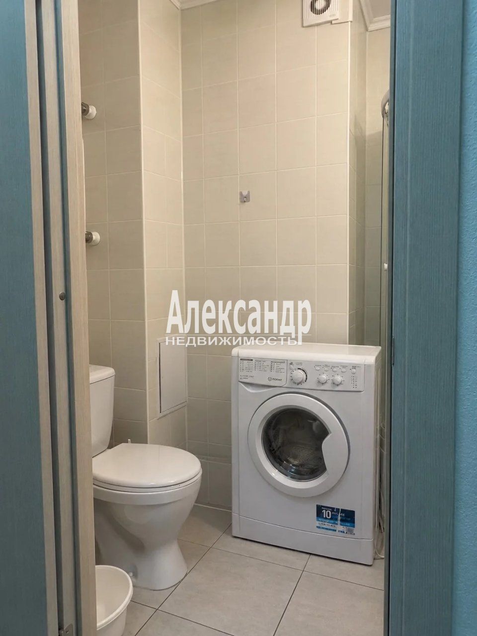 1-комнатная квартира (30м2) на продажу по адресу Санкт-Петербург, Чарушинская улица, 24к1— фото 5 из 10