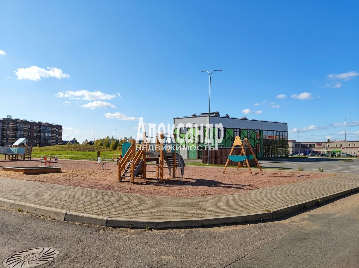 2-комнатная квартира (60м2) на продажу по адресу Ленинградская область, Всеволожский район, Агалатовское сельское поселение, деревня Касимово, жилой комплекс Новокасимово, Цветочная улица, 1— фото 15 из 17