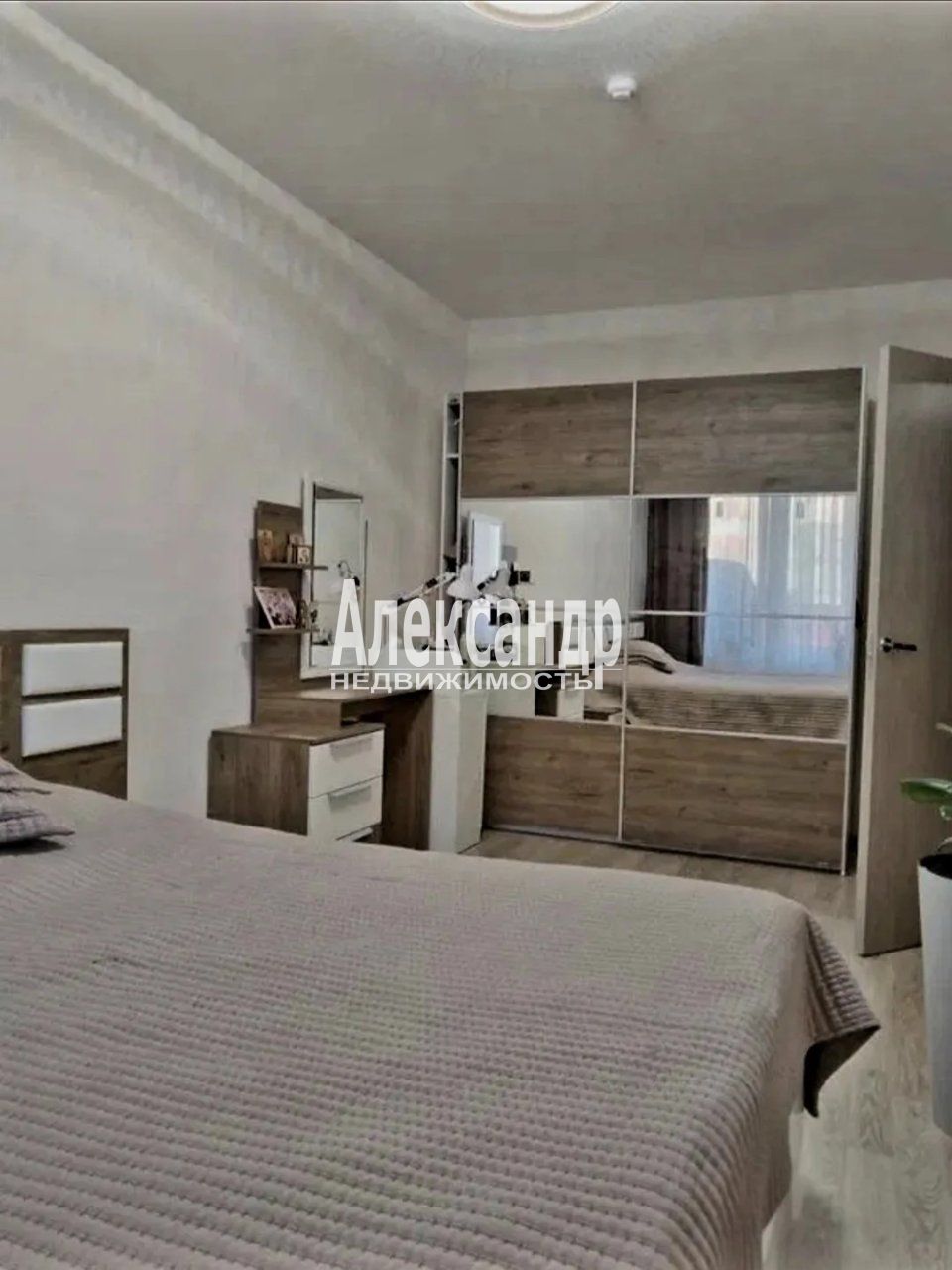 2-комнатная квартира (70м2) на продажу по адресу Ленинградская область, Всеволожский район, Мурино, улица Шоссе в Лаврики, 78к1— фото 7 из 21