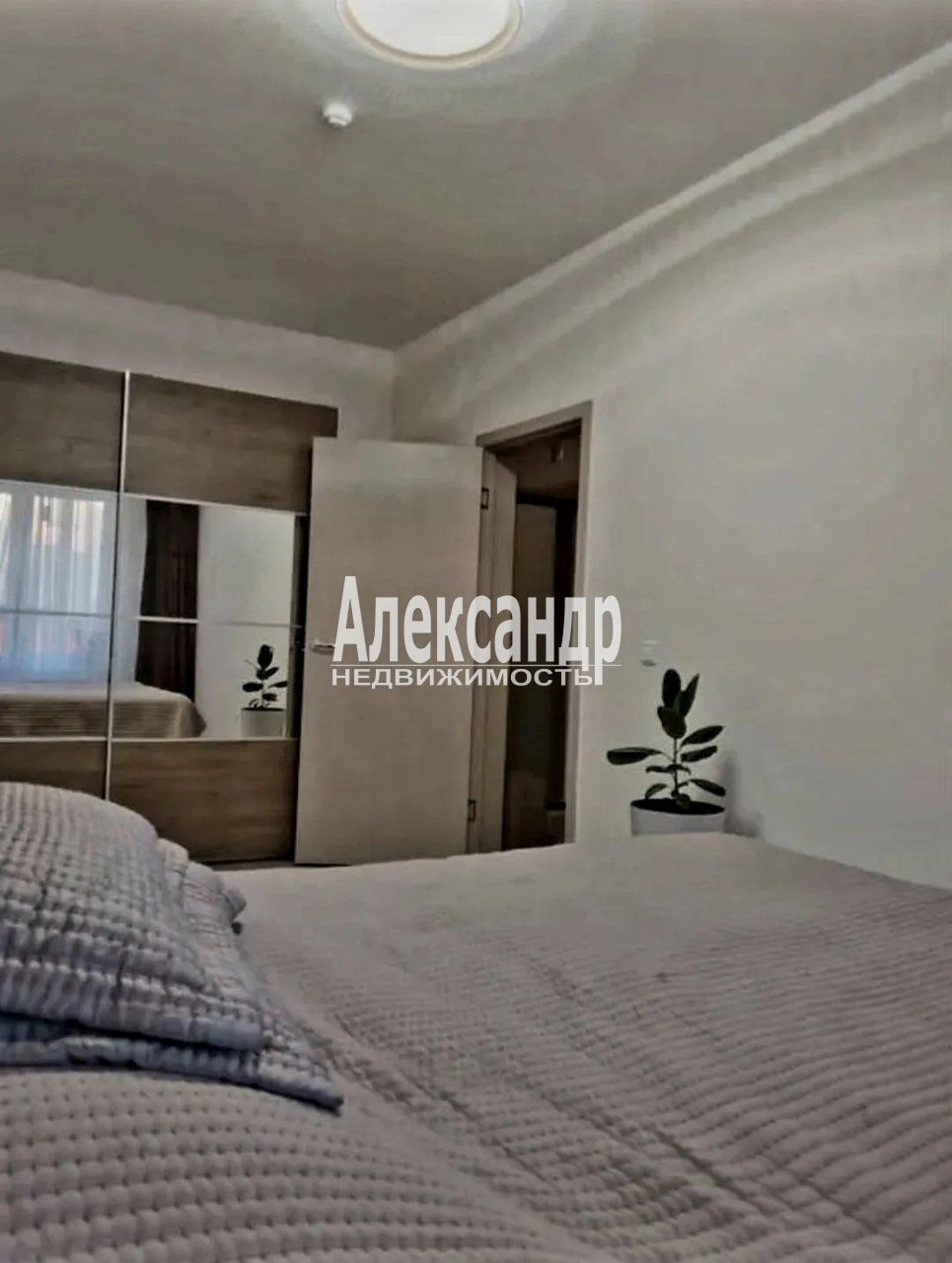 2-комнатная квартира (70м2) на продажу по адресу Ленинградская область, Всеволожский район, Мурино, улица Шоссе в Лаврики, 78к1— фото 8 из 21