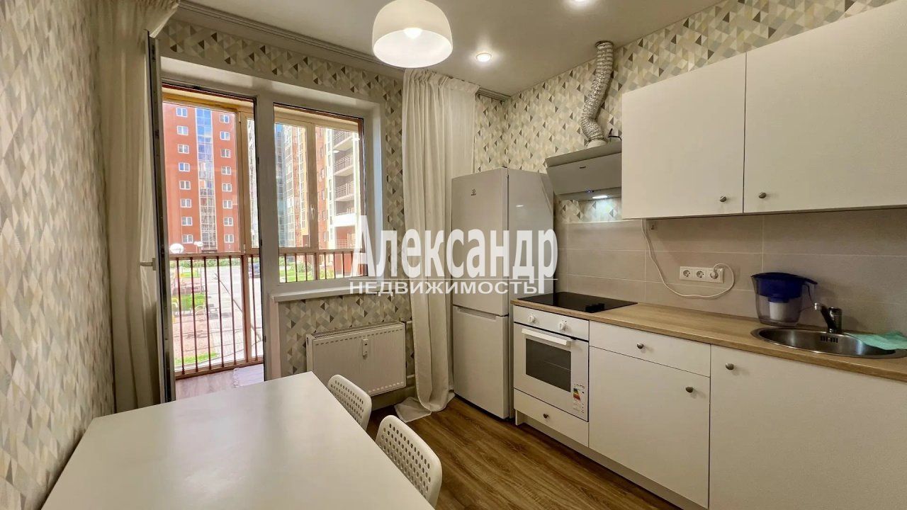 1-комнатная квартира (33м2) на продажу по адресу Ленинградская область, Всеволожский район, Мурино, Оборонная улица, 37к2— фото 1 из 11