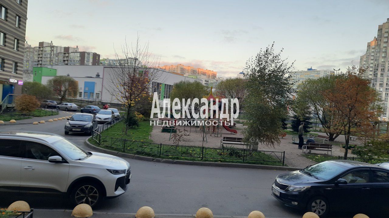 1-комнатная квартира (35м2) на продажу по адресу Ленинградская область, Всеволожский район, Заневское городское поселение, Кудрово, Европейский проспект, 14к4— фото 2 из 24