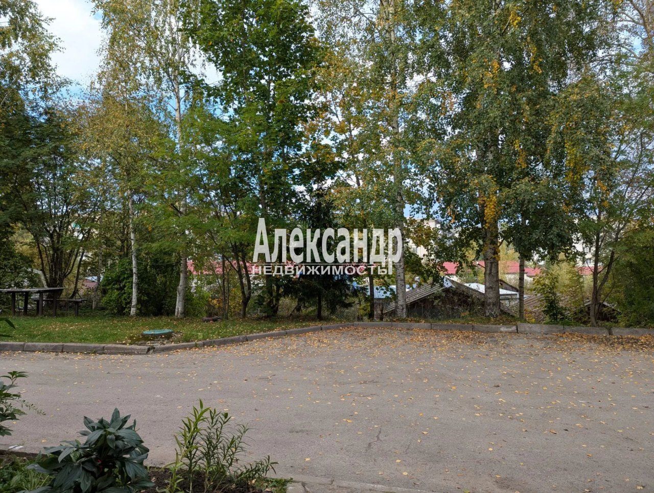 2-комнатная квартира (55м2) на продажу по адресу Республика Карелия, Лахденпохья, Железнодорожный переулок, 11— фото 16 из 23