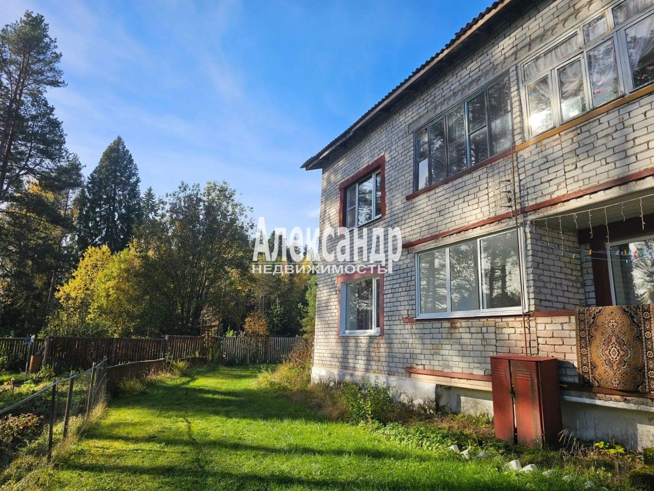 2-комнатная квартира (65м2) на продажу по адресу Республика Карелия, Лахденпохья, улица Трубачёва, 8А— фото 16 из 29