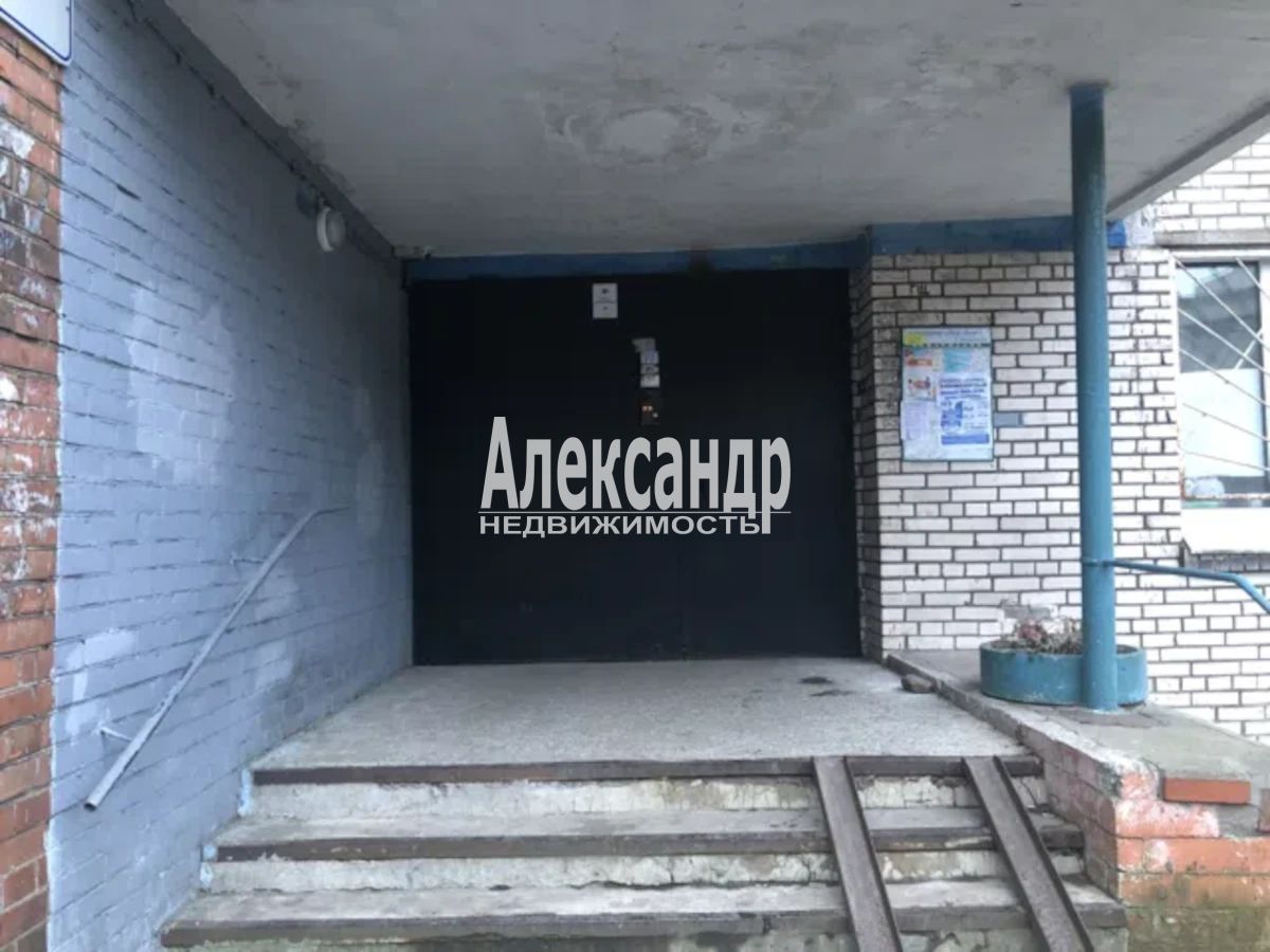 1-комнатная квартира (32м2) на продажу по адресу Санкт-Петербург, проспект Тореза, 98к3— фото 4 из 5