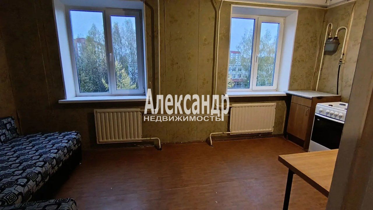 1-комнатная квартира (46м2) в аренду по адресу Ленинградская область, Всеволожск, Александровская улица, 81/1— фото 3 из 12