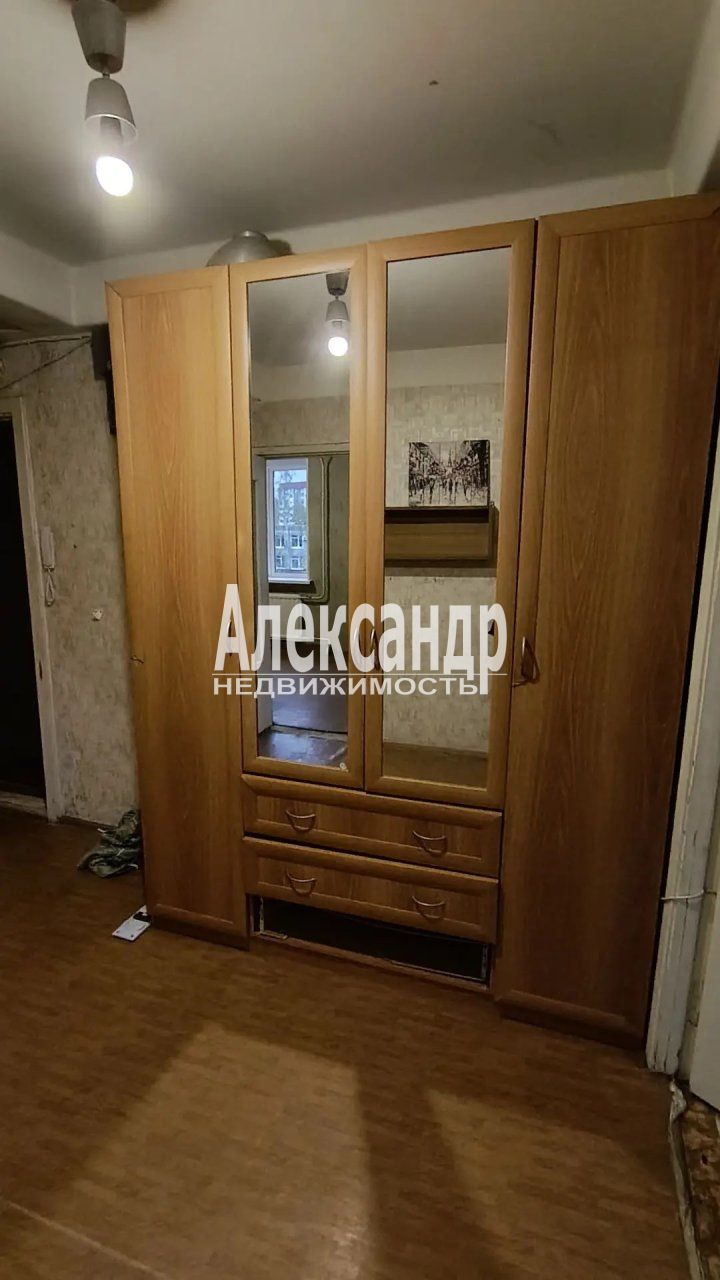 1-комнатная квартира (46м2) в аренду по адресу Ленинградская область, Всеволожск, Александровская улица, 81/1— фото 8 из 12
