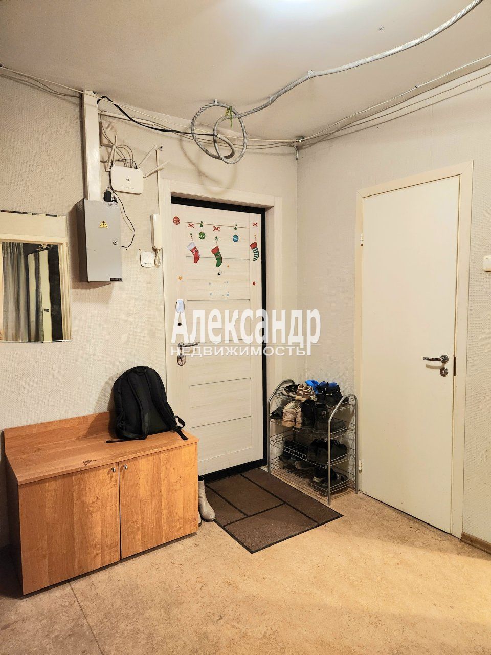 2-комнатная квартира (75м2) на продажу по адресу Ленинградская область, Кириши, улица Нефтехимиков, 43— фото 13 из 16