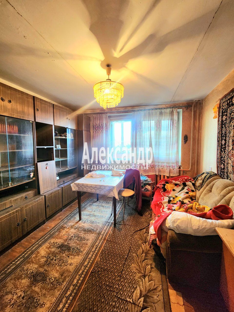 3-комнатная квартира (61м2) на продажу по адресу Ленинградская область, Кириши, Молодёжный бульвар, 28— фото 2 из 12