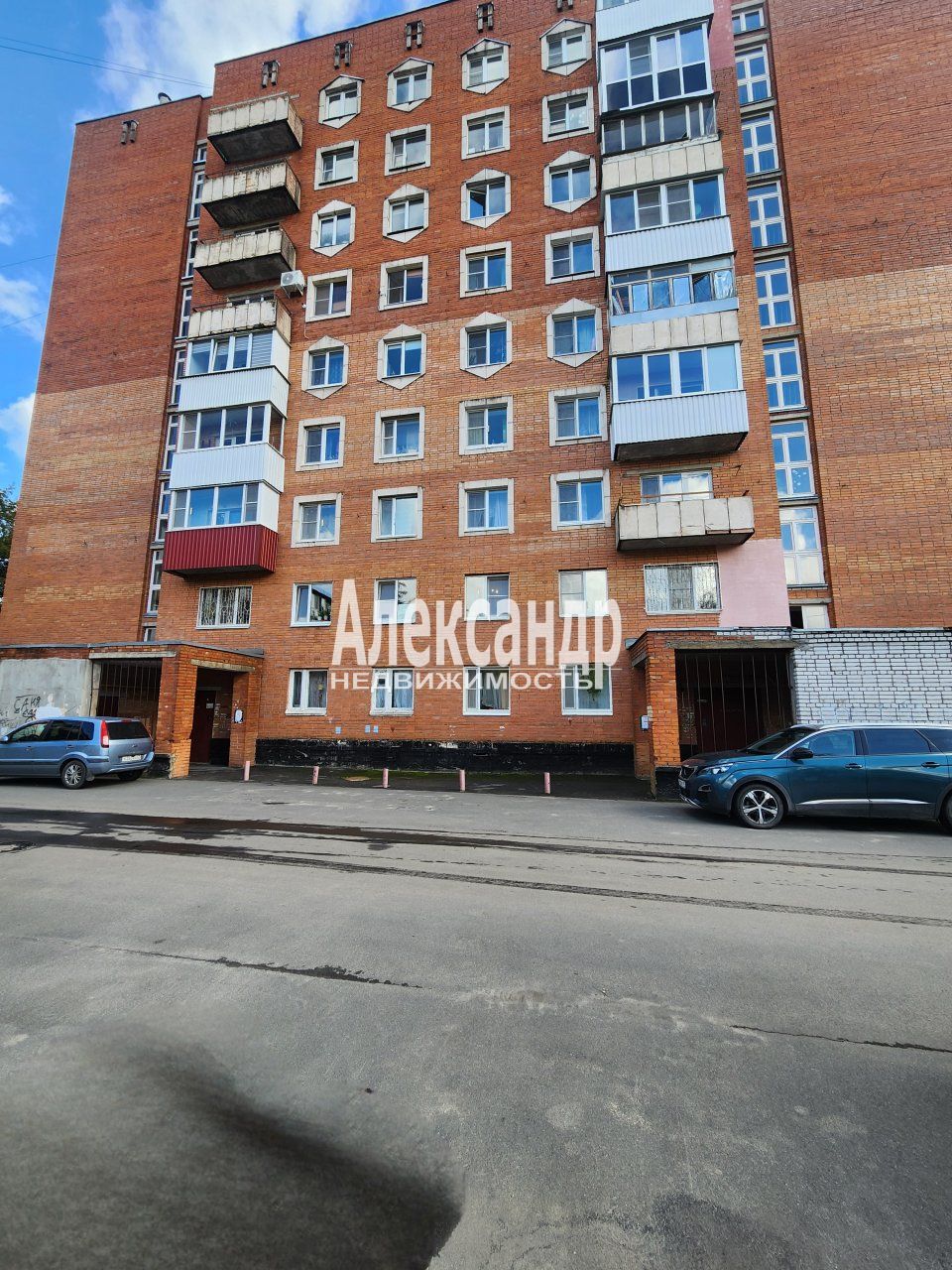 3-комнатная квартира (61м2) на продажу по адресу Ленинградская область, Кириши, Молодёжный бульвар, 28— фото 11 из 12