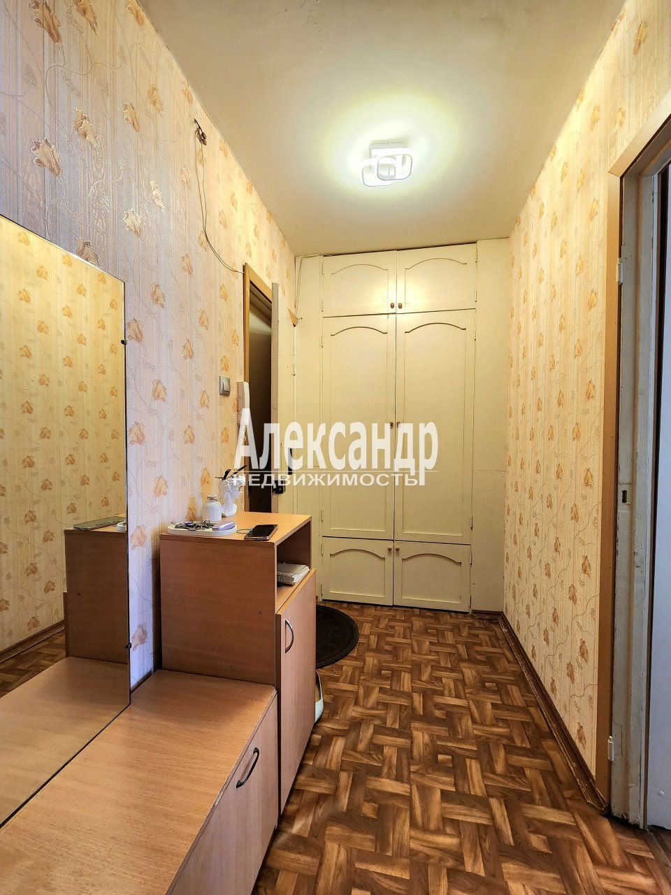 1-комнатная квартира (29м2) на продажу по адресу Ленинградская область, Кириши, улица Декабристов Бестужевых, 19— фото 9 из 12