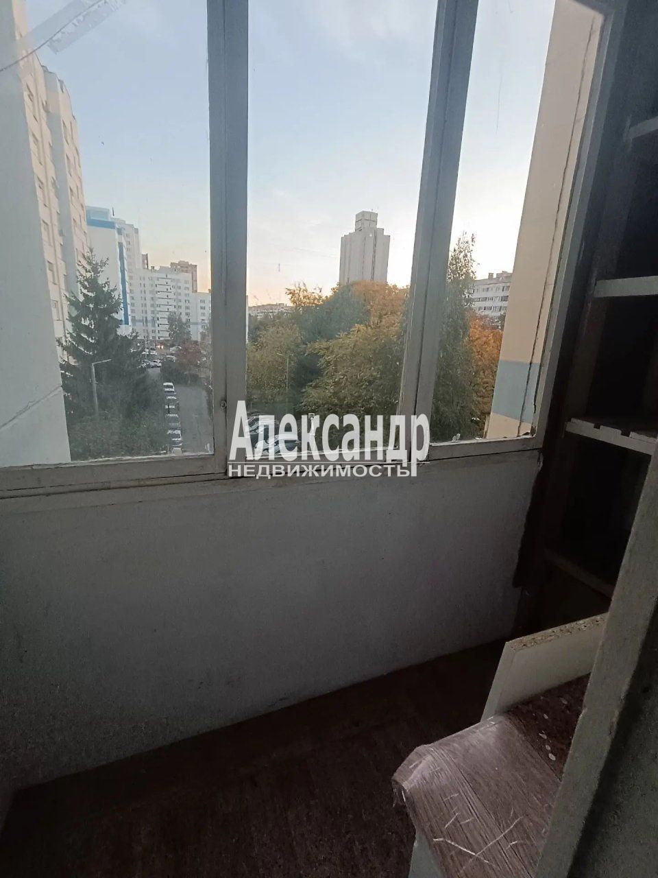 2-комнатная квартира (62м2) на продажу по адресу Санкт-Петербург, Серебристый бульвар, 27к2— фото 10 из 15