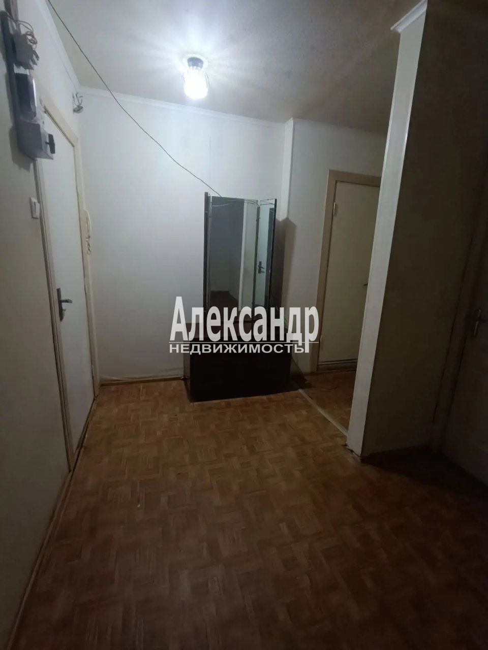 2-комнатная квартира (62м2) на продажу по адресу Санкт-Петербург, Серебристый бульвар, 27к2— фото 14 из 15