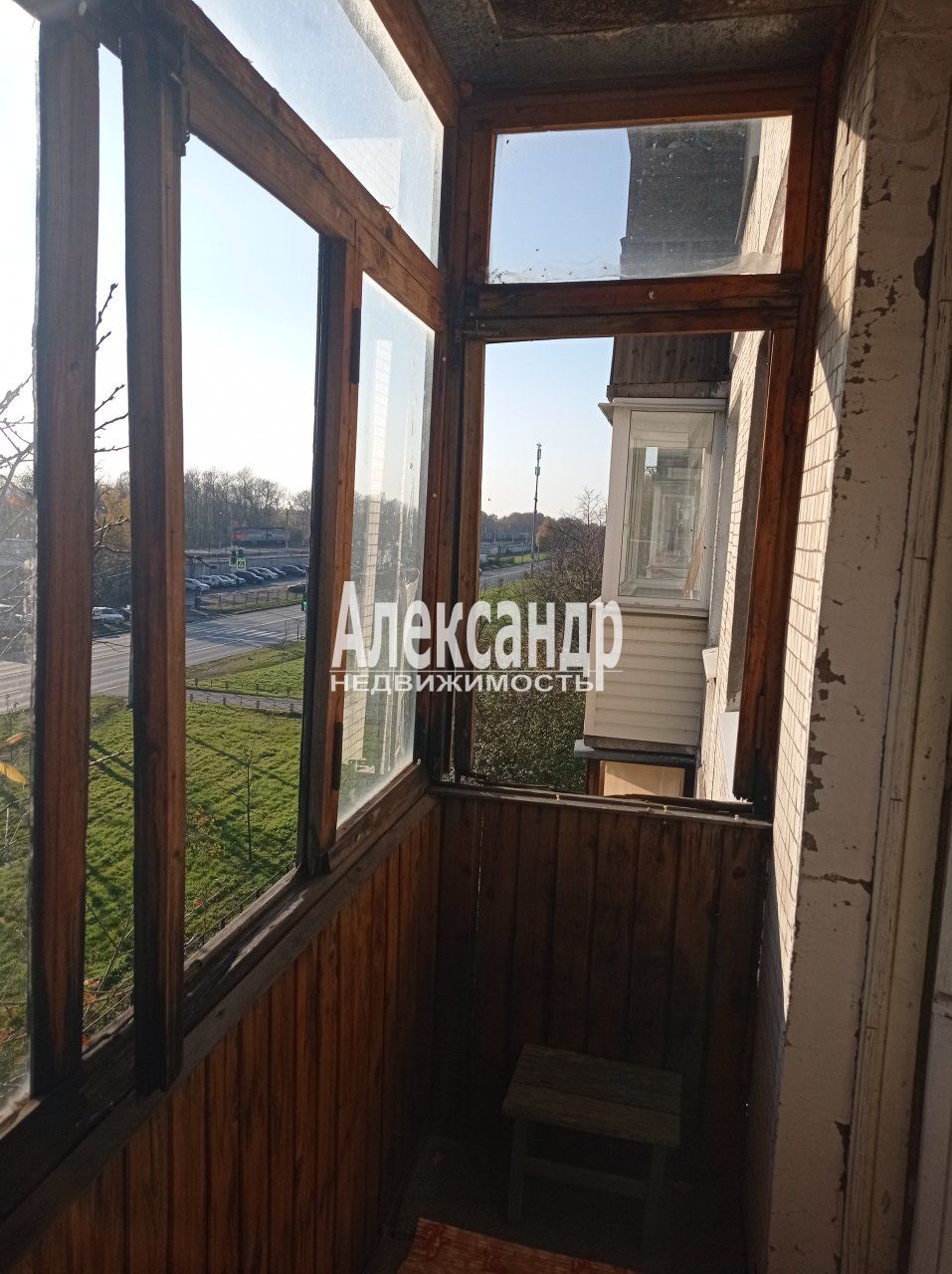 1-комнатная квартира (31м2) на продажу по адресу Санкт-Петербург, проспект Народного Ополчения, 179— фото 6 из 13