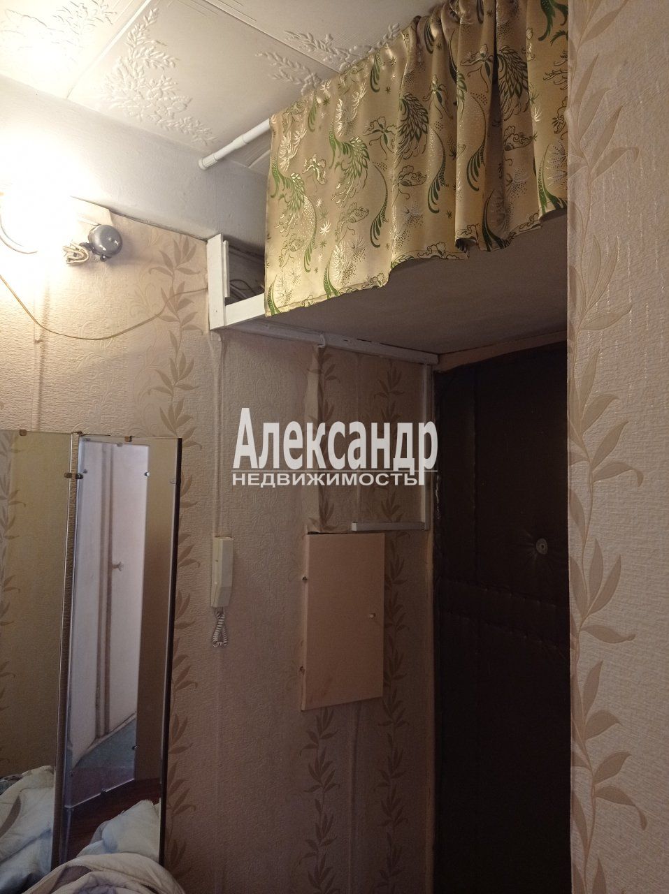 1-комнатная квартира (31м2) на продажу по адресу Санкт-Петербург, проспект Народного Ополчения, 179— фото 10 из 13