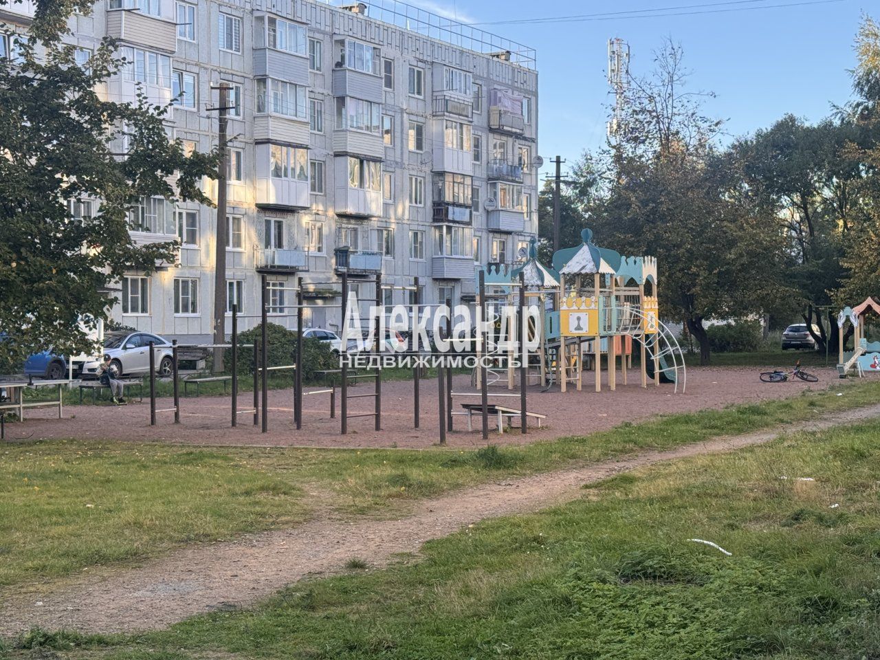 2-комнатная квартира (52м2) на продажу по адресу Ленинградская область, Ломоносовский район, Лебяженское городское поселение, городской посёлок Лебяжье, Приморская улица, 73— фото 4 из 6