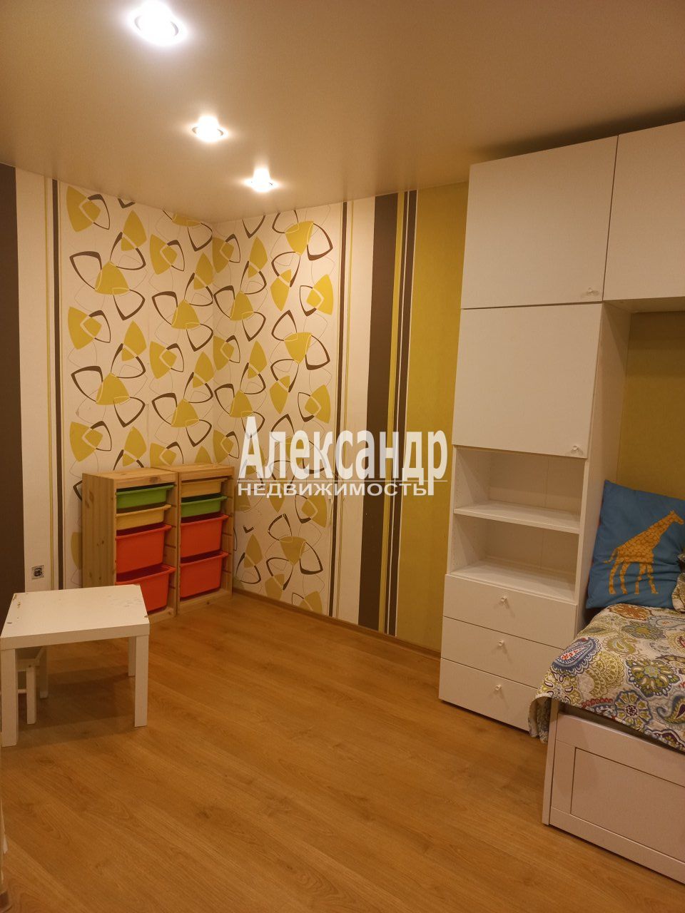 1-комнатная квартира (31м2) в аренду по адресу Санкт-Петербург, проспект Энгельса, 94к2— фото 2 из 12