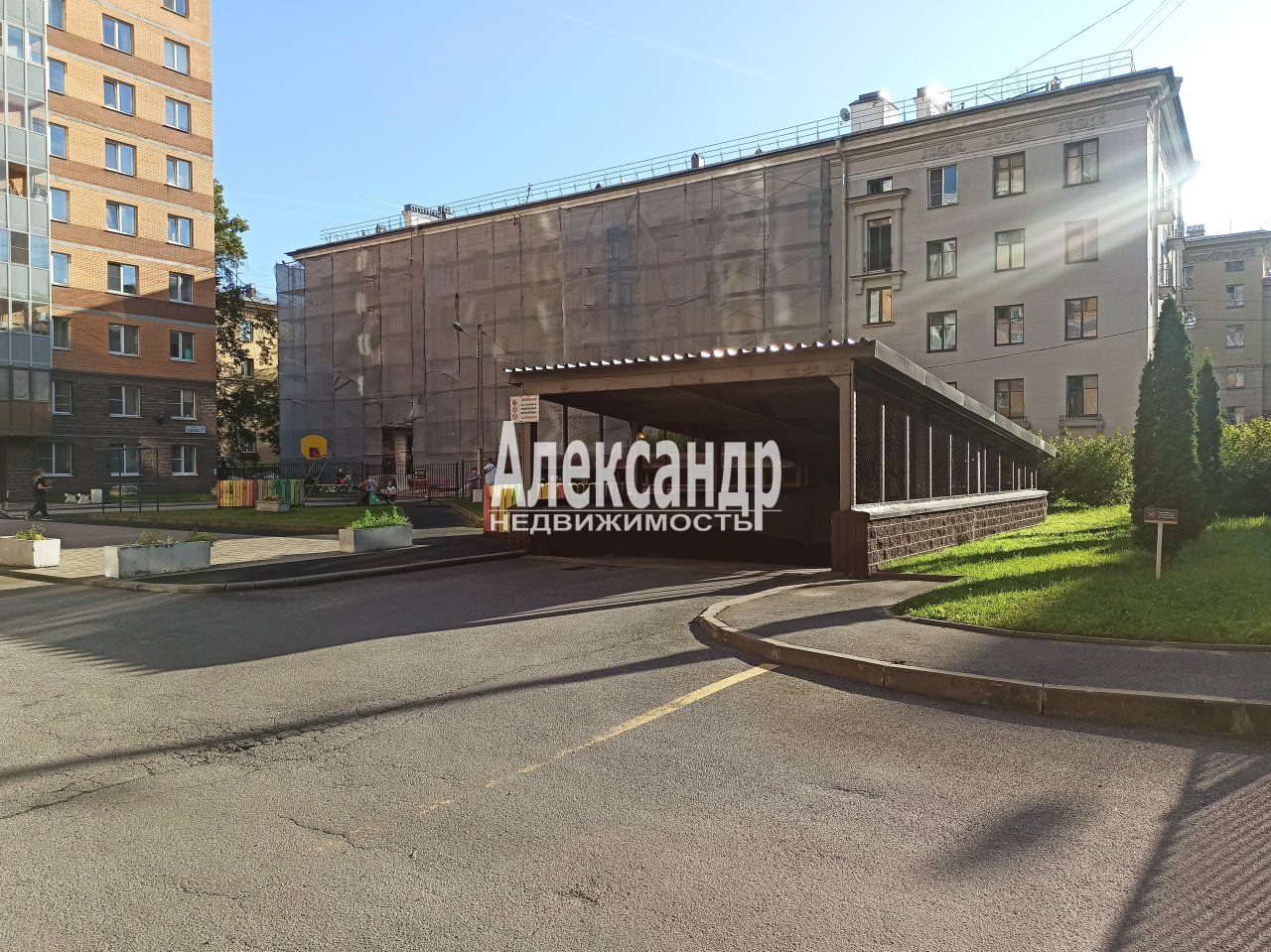Гараж