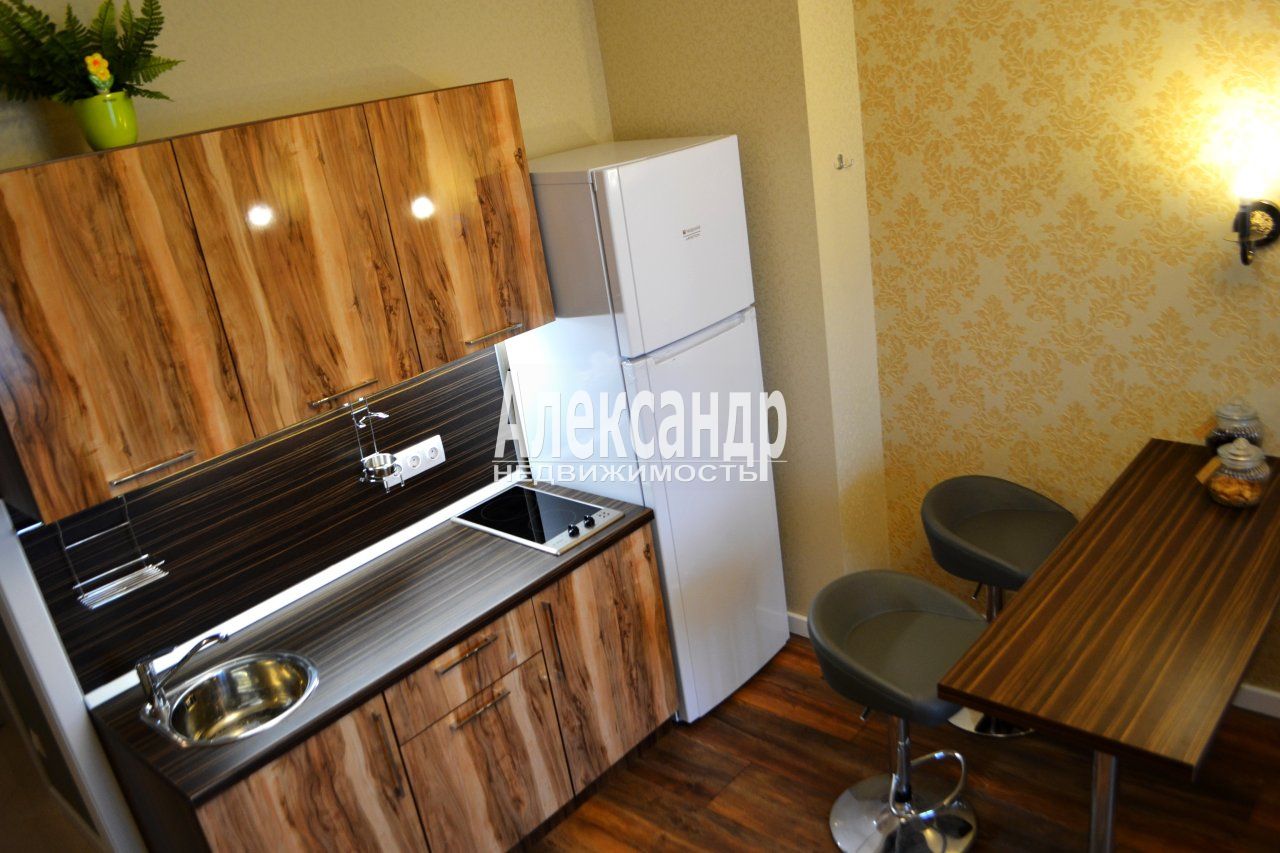 Студия (30м2) в аренду — фото 3 из 12