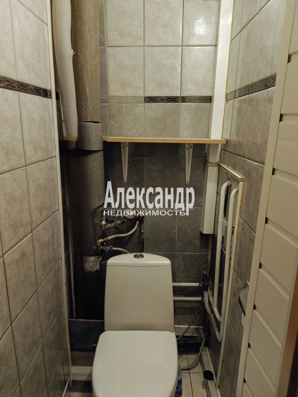 2-комнатная квартира (51м2) в аренду по адресу Санкт-Петербург, улица Джона Рида, 1к1— фото 14 из 20