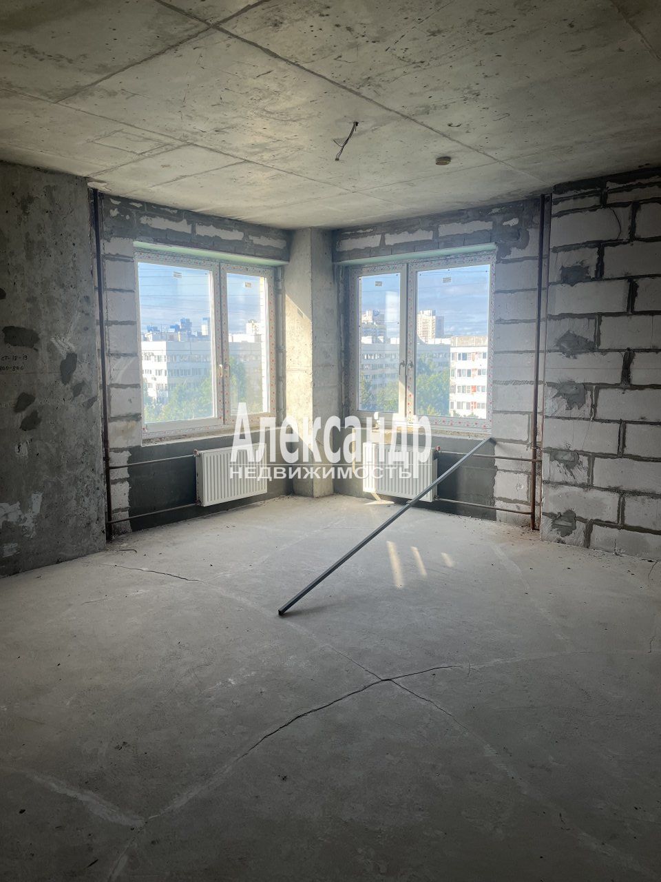 2-комнатная квартира (74м2) на продажу по адресу Санкт-Петербург, аллея Поликарпова, 6к1— фото 8 из 15
