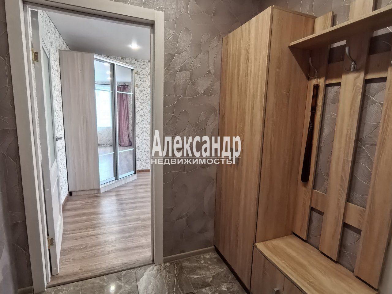 1-комнатная квартира (38м2) в аренду по адресу Санкт-Петербург, Пушкинский район, посёлок Шушары, Московское шоссе, 256к4— фото 16 из 22