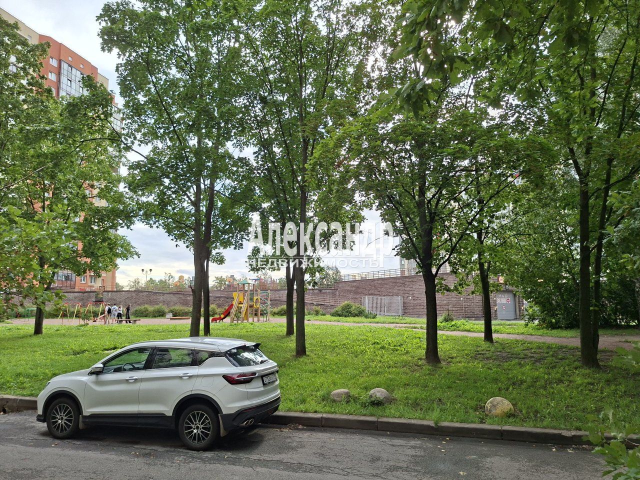 Комната в 3-комнатной квартире (65м2) на продажу по адресу Санкт-Петербург, улица Стасовой, 2— фото 26 из 30