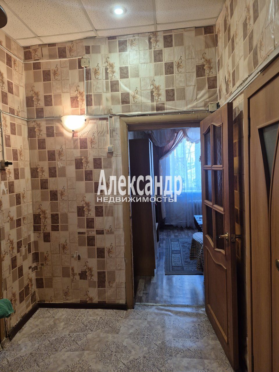 2-комнатная квартира (45м2) на продажу по адресу Ленинградская область, Кировск, улица Кирова, 25— фото 9 из 28