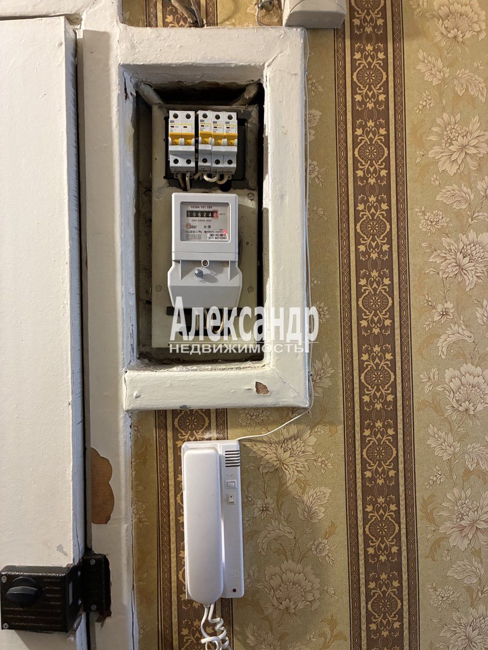 3-комнатная квартира (42м2) на продажу по адресу Ленинградская область, Приозерск, улица Калинина, 45— фото 6 из 13