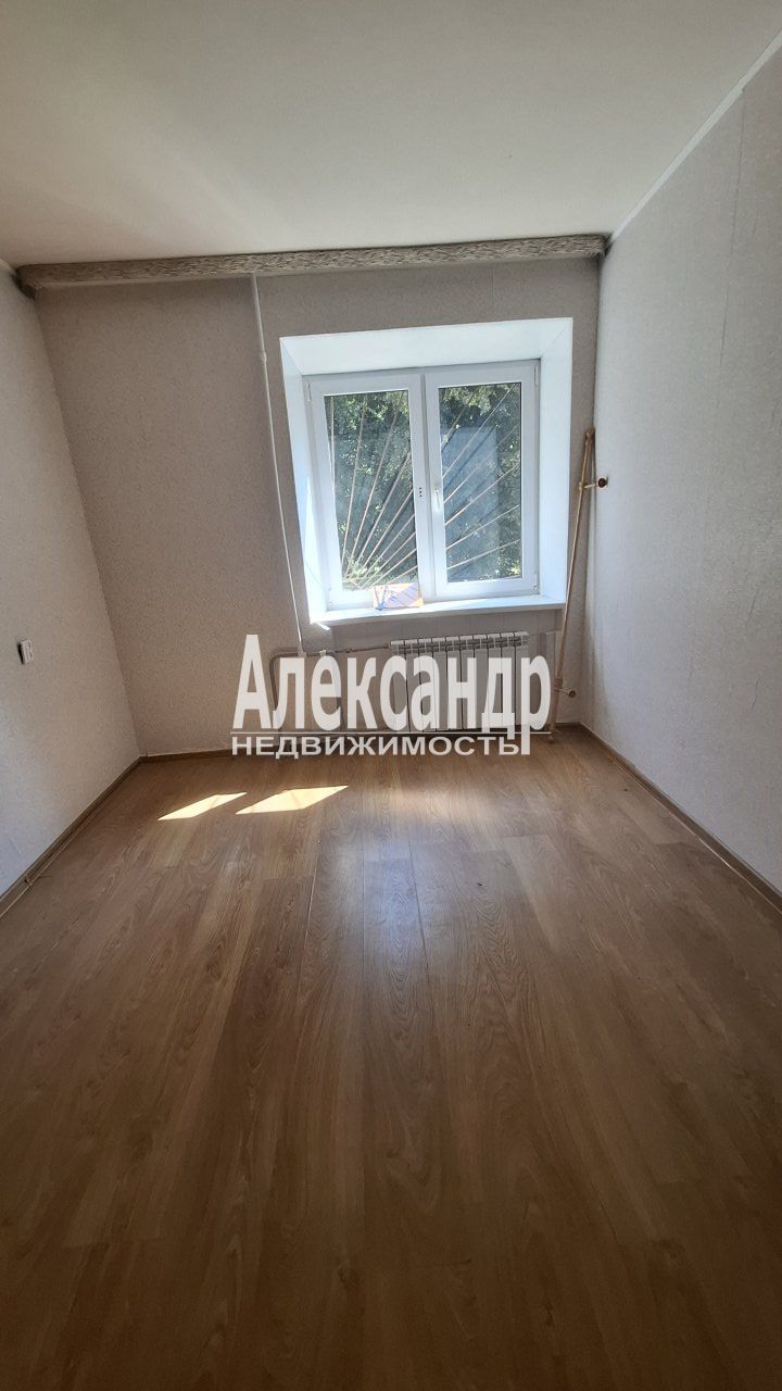 2-комнатная квартира (50м2) на продажу по адресу Ленинградская область, Кировский район, городской посёлок Павлово, Советская улица, 3— фото 1 из 15