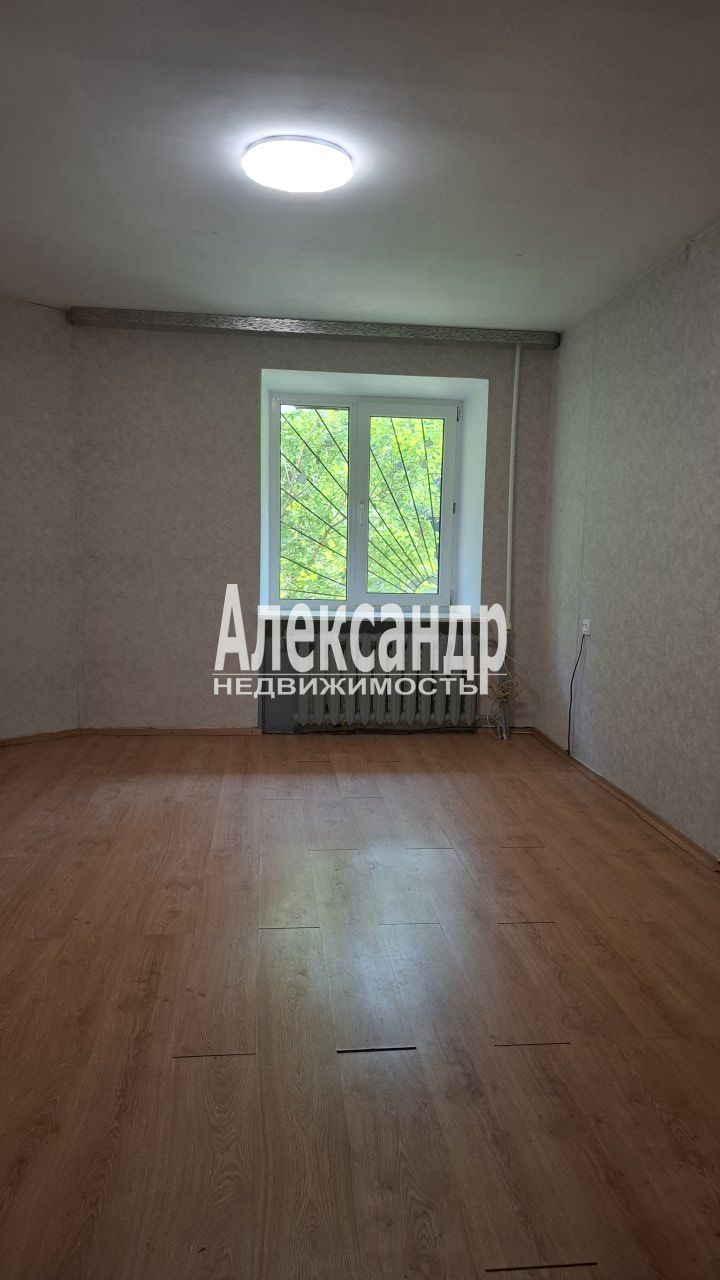 2-комнатная квартира (50м2) на продажу по адресу Ленинградская область, Кировский район, городской посёлок Павлово, Советская улица, 3— фото 5 из 15