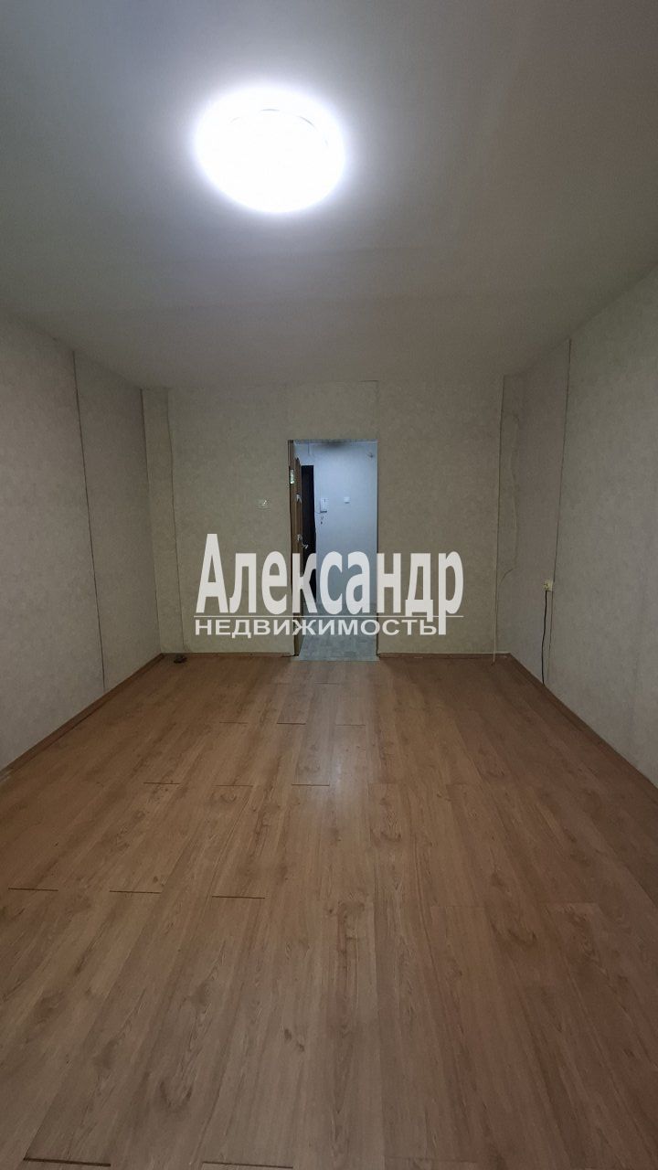 2-комнатная квартира (50м2) на продажу по адресу Ленинградская область, Кировский район, городской посёлок Павлово, Советская улица, 3— фото 6 из 15