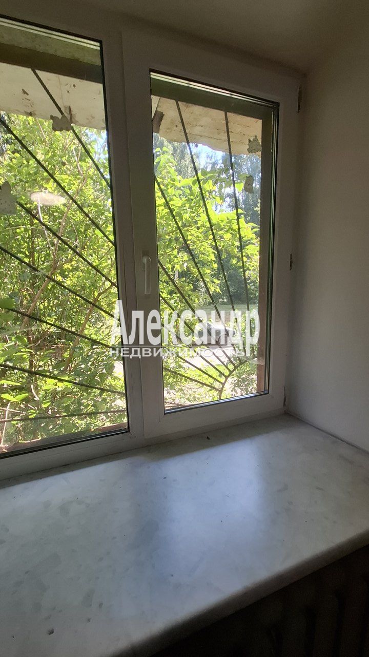 2-комнатная квартира (50м2) на продажу по адресу Ленинградская область, Кировский район, городской посёлок Павлово, Советская улица, 3— фото 7 из 15