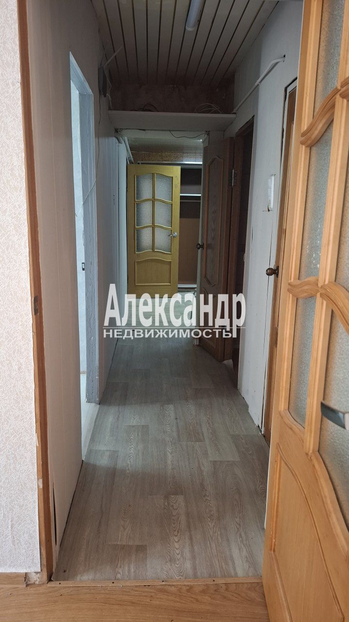 2-комнатная квартира (50м2) на продажу по адресу Ленинградская область, Кировский район, городской посёлок Павлово, Советская улица, 3— фото 13 из 15