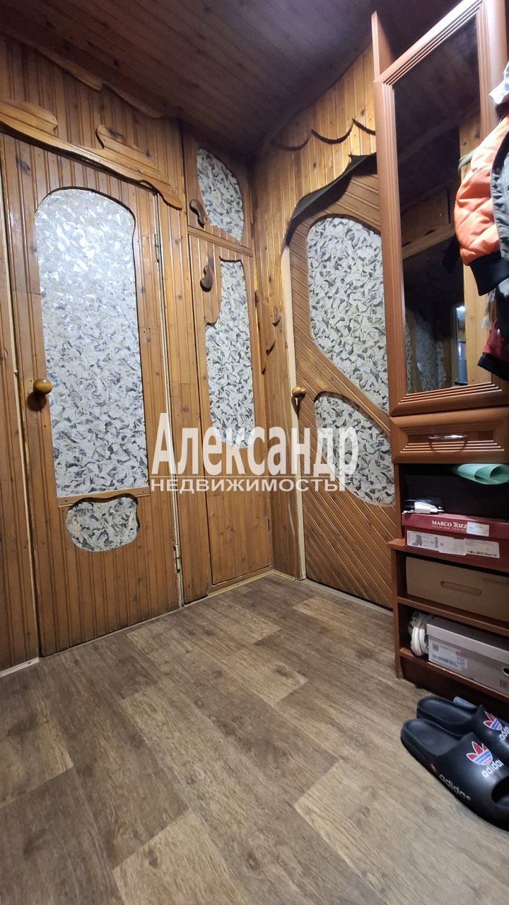 2-комнатная квартира (42м2) на продажу по адресу Ленинградская область, Кировск, Новая улица, 18— фото 11 из 19