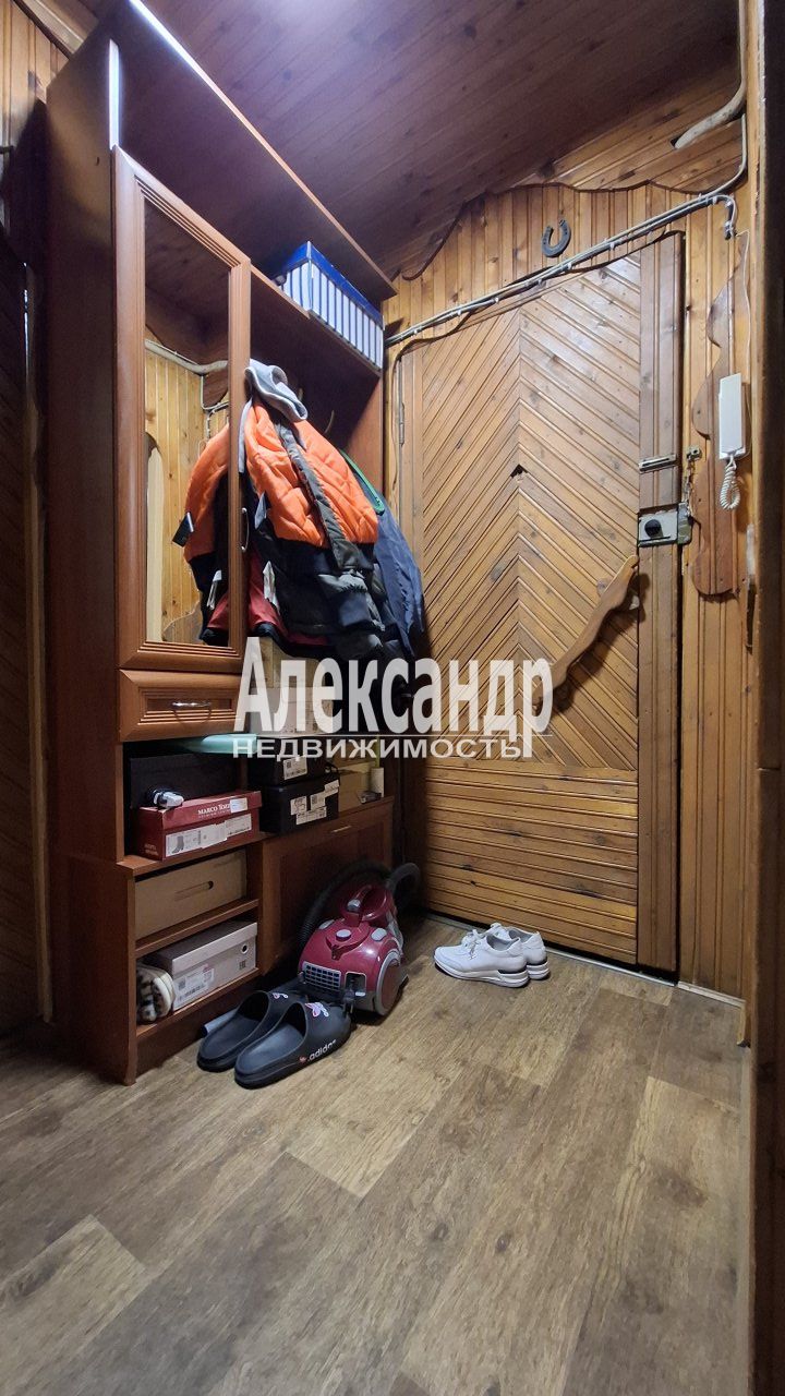 2-комнатная квартира (42м2) на продажу по адресу Ленинградская область, Кировск, Новая улица, 18— фото 12 из 19