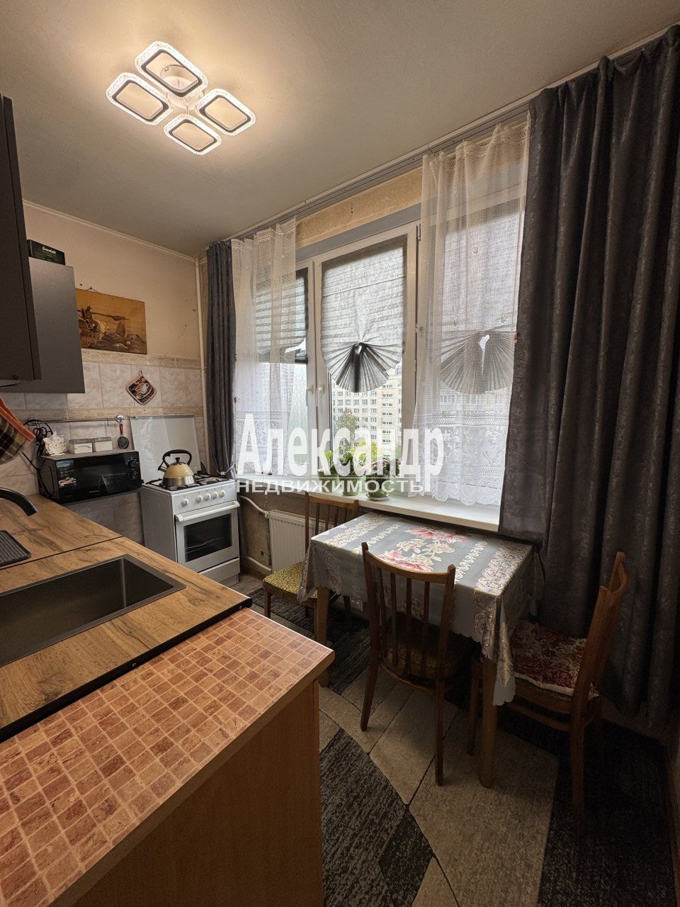 1-комнатная квартира (29м2) на продажу по адресу Санкт-Петербург, Будапештская улица, 72к3— фото 7 из 22