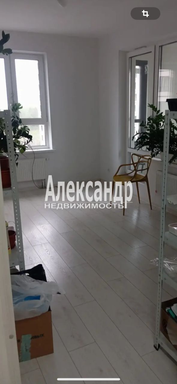 2-комнатная квартира (60м2) в аренду по адресу Санкт-Петербург, Планерная улица, 99, подъезд 8— фото 4 из 7