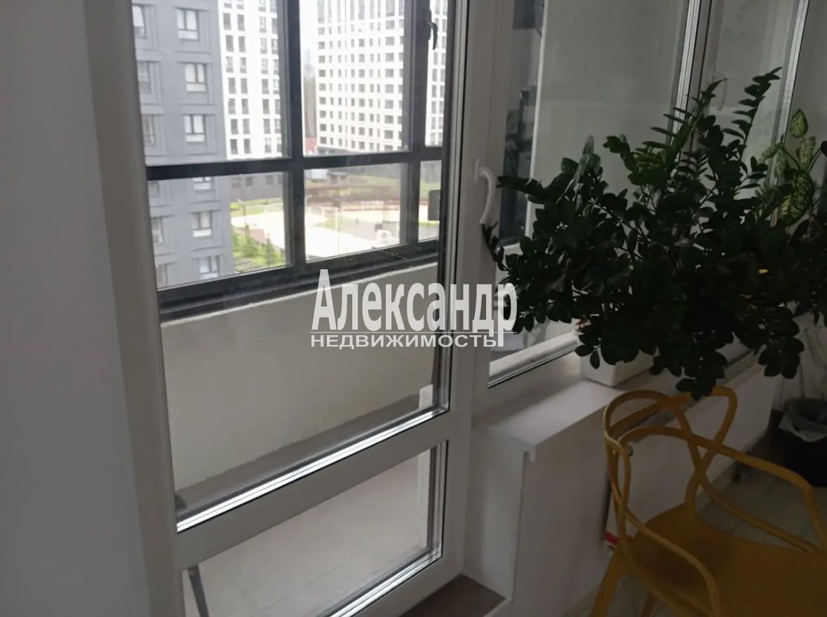 2-комнатная квартира (60м2) в аренду по адресу Санкт-Петербург, Планерная улица, 99, подъезд 8— фото 5 из 7