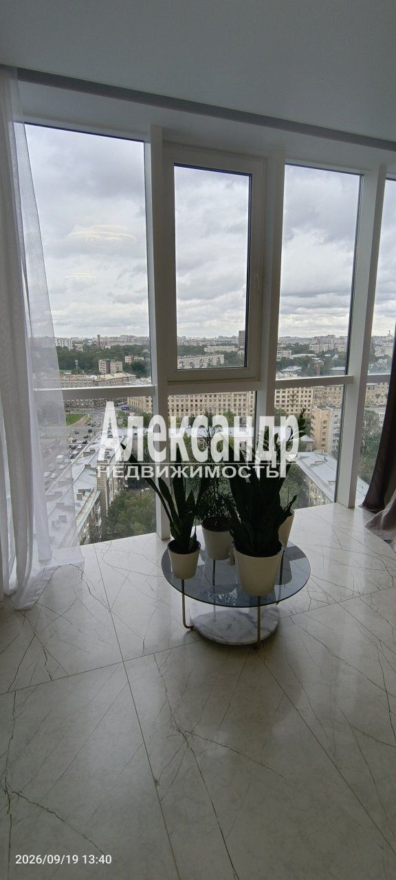 1-комнатная квартира (57м2) на продажу по адресу Санкт-Петербург, Зеленогорская улица, 7— фото 1 из 26