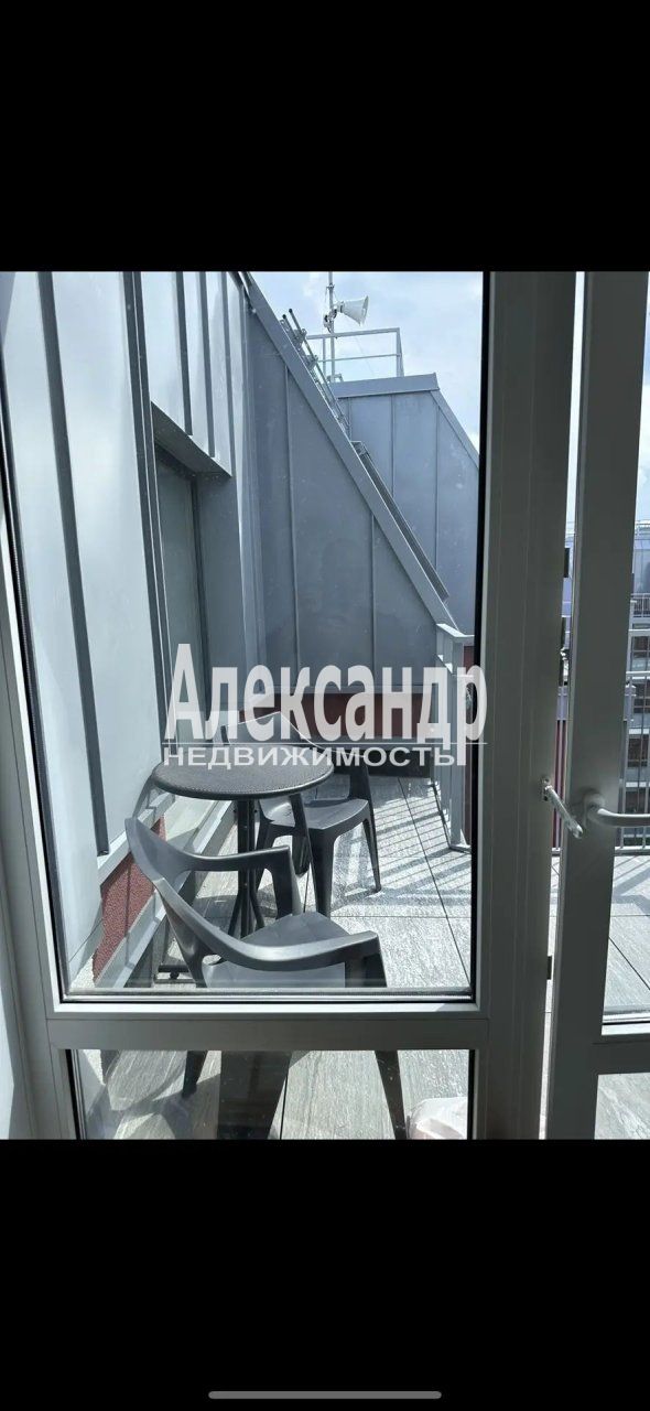 1-комнатная квартира (35м2) в аренду по адресу Санкт-Петербург, Пулковское шоссе, 71к16— фото 1 из 10