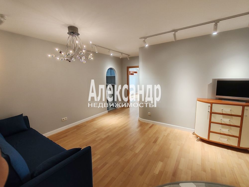 2-комнатная квартира (85м2) в аренду по адресу Санкт-Петербург, Тихорецкий проспект, 26— фото 20 из 33