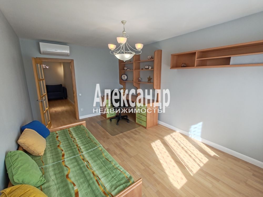 2-комнатная квартира (85м2) в аренду по адресу Санкт-Петербург, Тихорецкий проспект, 26— фото 18 из 33