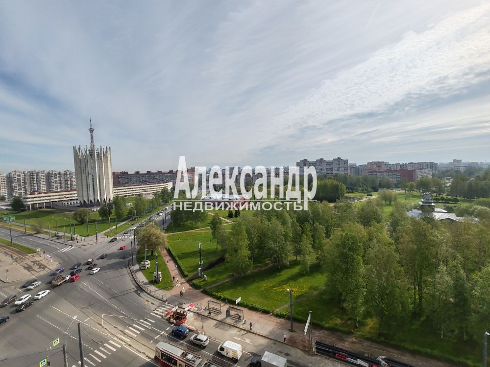 2-комнатная квартира (85м2) в аренду по адресу Санкт-Петербург, Тихорецкий проспект, 26— фото 8 из 33