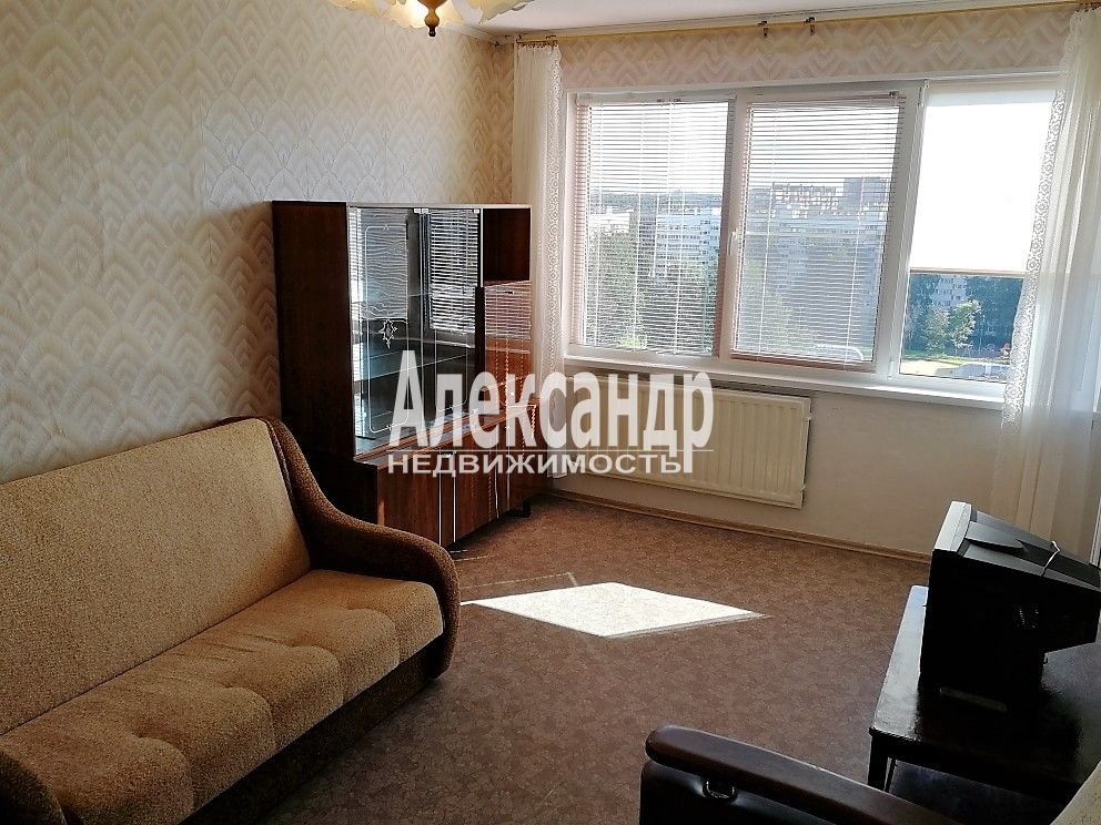1-комнатная квартира (34м2) в аренду по адресу Санкт-Петербург, Поэтический бульвар, 19к1— фото 4 из 21