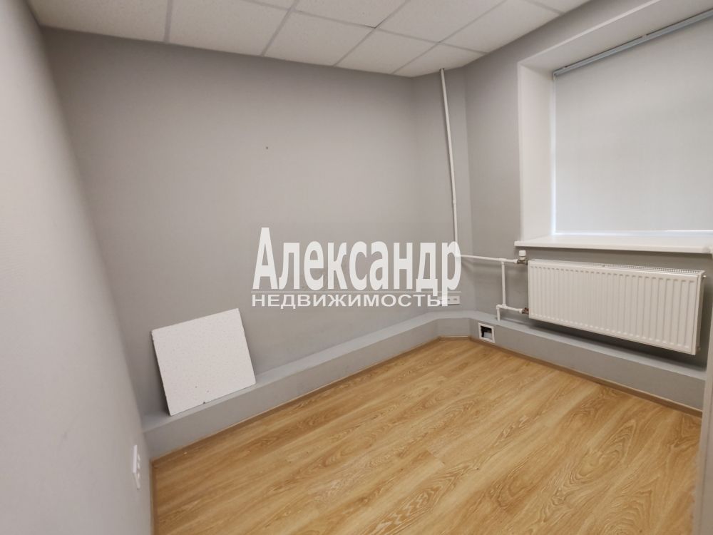 Офис (100м2) в аренду — фото 20 из 26
