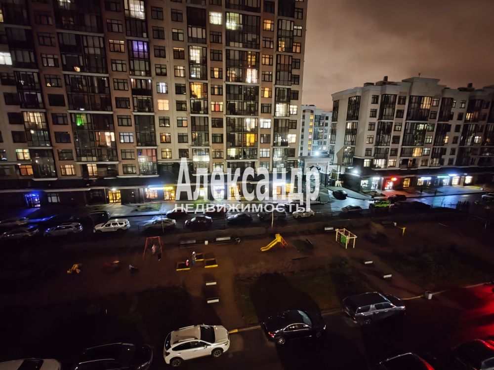 1-комнатная квартира (44м2) в аренду по адресу Санкт-Петербург, Варшавская улица, 6к1— фото 5 из 19