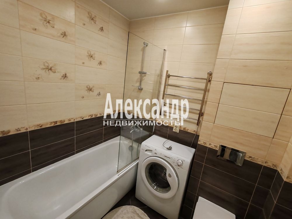 1-комнатная квартира (44м2) в аренду по адресу Санкт-Петербург, Варшавская улица, 6к1— фото 16 из 19