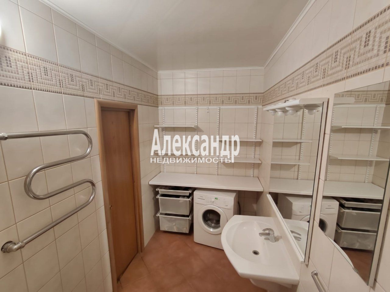1-комнатная квартира (48м2) на продажу по адресу Санкт-Петербург, Коломяжский проспект, 20, подъезд 6— фото 12 из 17